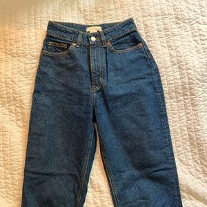 dark wash H&M mom jeans size 2